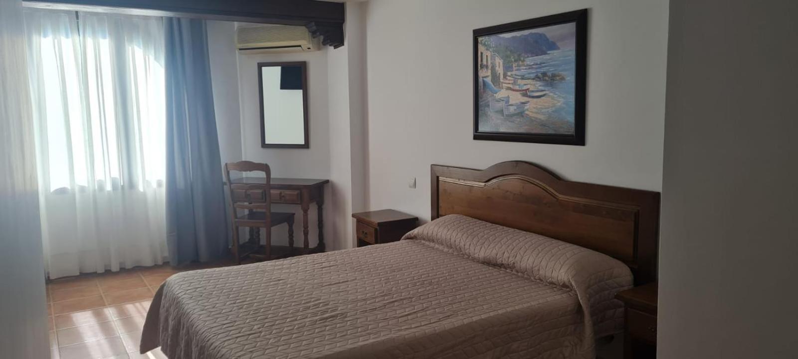 Hostal La Roda Villaluenga Exterior photo